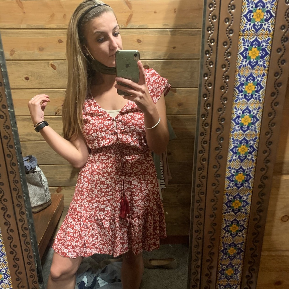ISO this dress in XS or similar. (NOT FOR SALE)